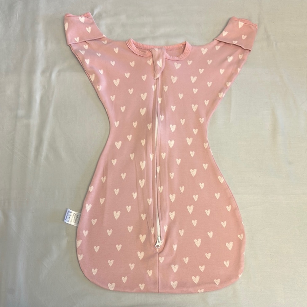 🐥 Insular - Pink Heart newborn Baby Swaddle w/convertible hands